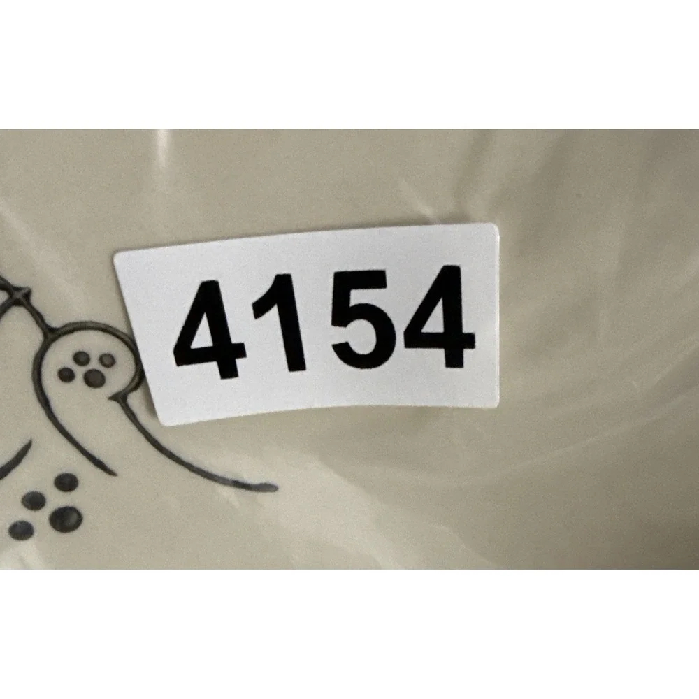 The Unbranded Brand adorable hand
